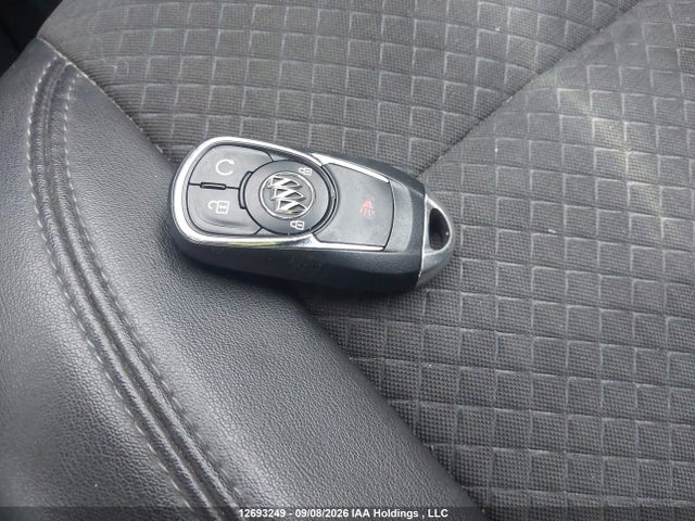 12693249 :رقم المزاد ، KL4CJ2SB1JB518560 vin ، 2018 Buick Encore Sport Touring مزاد بيع