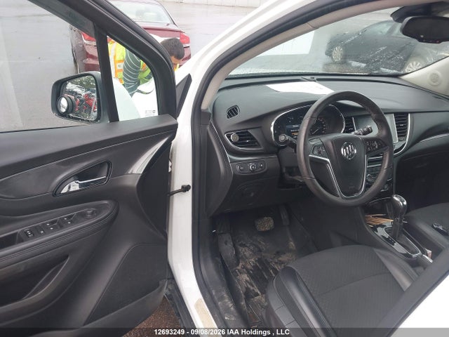 12693249 :رقم المزاد ، KL4CJ2SB1JB518560 vin ، 2018 Buick Encore Sport Touring مزاد بيع