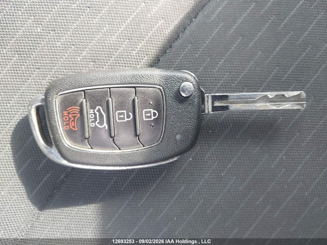 12693253 :رقم المزاد ، KM8J23A41KU948528 vin ، 2019 Hyundai Tucson Se مزاد بيع