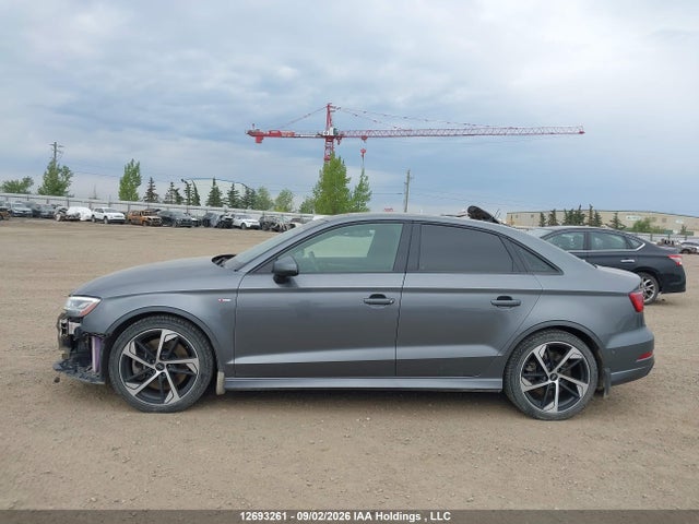 Aukcja sprzedaży 2020 Audi A3 45 Technik, vin: WAUKEGFF7LA017405, numer aukcji: 12693261