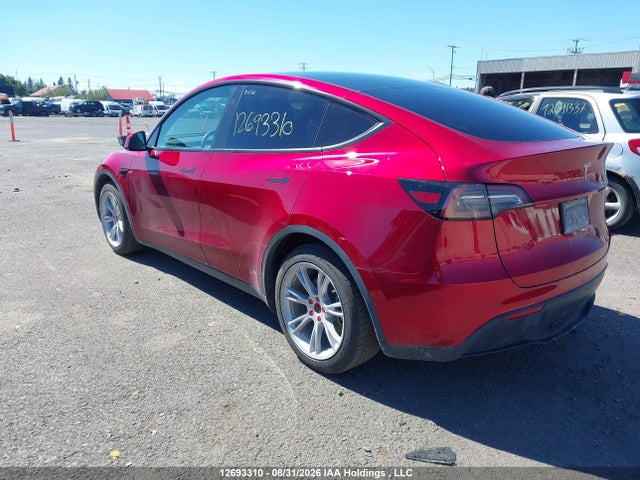 Продажа на аукционе авто 2024 Tesla Model Y, vin: 7SAYGDEE2RF050586, номер лота: 12693310