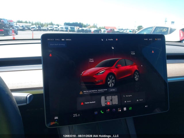 Продажа на аукционе авто 2024 Tesla Model Y, vin: 7SAYGDEE2RF050586, номер лота: 12693310