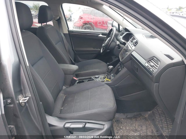 Продаж на аукціоні авто 2021 Volkswagen Tiguan Comfortline/united, vin: 3VV2B7AXXMM152279, номер лоту: 12693321