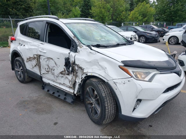 Продаж на аукціоні авто 2018 Toyota Rav4 Xle, vin: 2T3RFREV3JW800688, номер лоту: 12693346