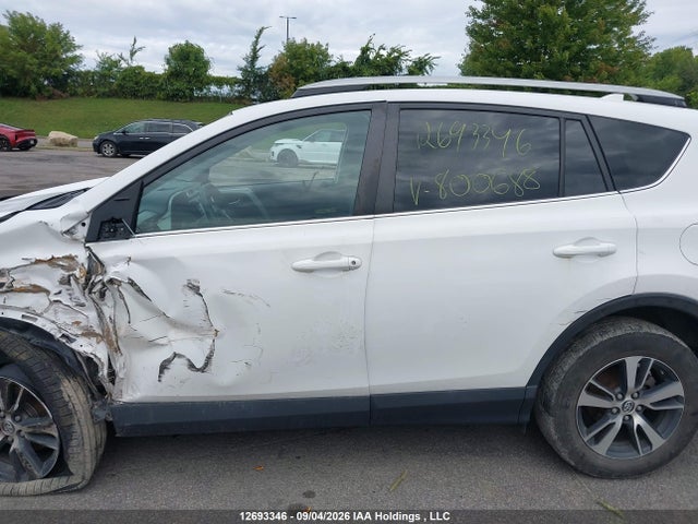 Продаж на аукціоні авто 2018 Toyota Rav4 Xle, vin: 2T3RFREV3JW800688, номер лоту: 12693346