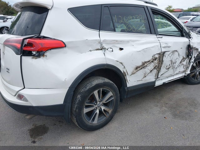 Продаж на аукціоні авто 2018 Toyota Rav4 Xle, vin: 2T3RFREV3JW800688, номер лоту: 12693346