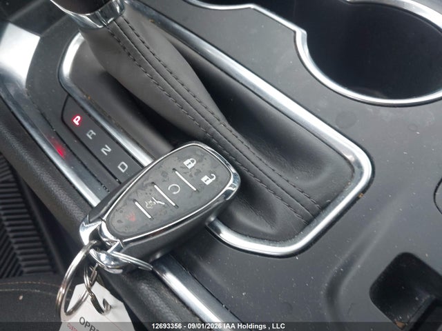 Продажа на аукционе авто 2019 Chevrolet Traverse Lt, vin: 1GNEVGKW9KJ220310, номер лота: 12693356