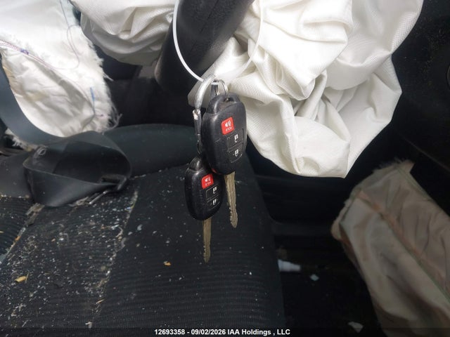 Toyota RAV4 LE 2017 2T3BFREVXHW556744 Image 11