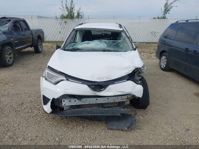Toyota RAV4 LE 2017 2T3BFREVXHW556744 Image 13