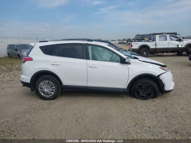 Toyota RAV4 LE 2017 2T3BFREVXHW556744 Image 14
