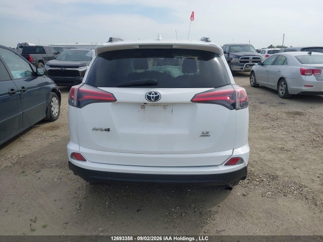 Toyota RAV4 LE 2017 2T3BFREVXHW556744 Image 17