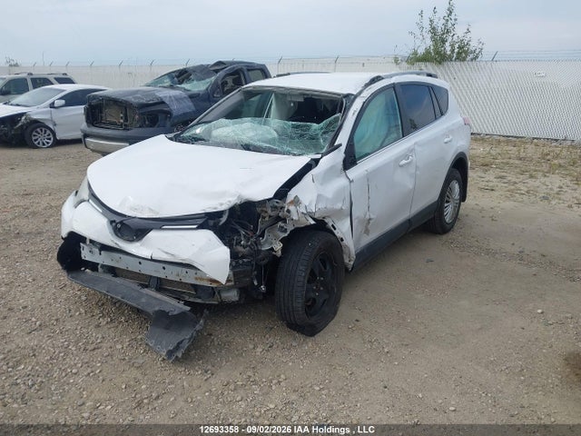 Toyota RAV4 LE 2017 2T3BFREVXHW556744 Image 2