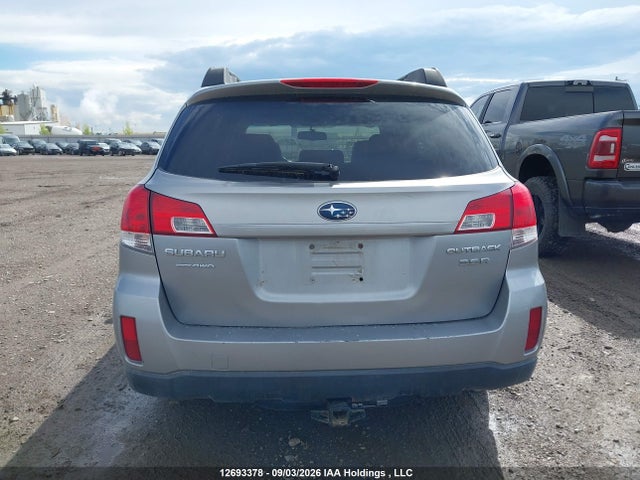 12693378 :رقم المزاد ، 4S4BRJKC7A2384436 vin ، 2010 Subaru Outback مزاد بيع