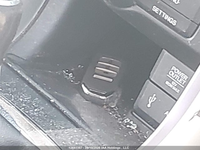 Продажа на аукционе авто 2015 Honda Accord Ex-l-navi V6, vin: 1HGCT2A88FA800490, номер лота: 12693387