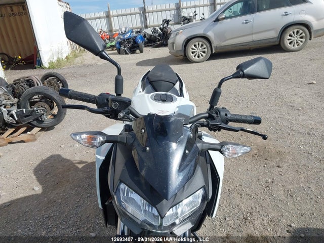Kawasaki Er400 D 2022 JKAERKD18NDAG3821 Image 13