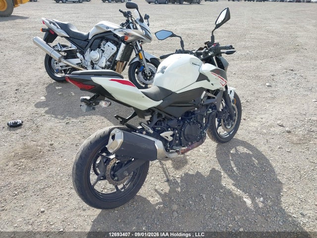 Kawasaki Er400 D 2022 JKAERKD18NDAG3821 Image 4