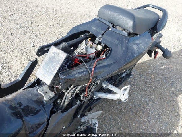 2011 Suzuki Sv650 A მანქანა იყიდება აუქციონზე, vin: JS1VP53BXB2100054, აუქციონის ნომერი: 12693428