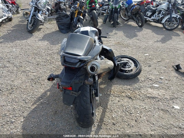2011 Suzuki Sv650 A მანქანა იყიდება აუქციონზე, vin: JS1VP53BXB2100054, აუქციონის ნომერი: 12693428