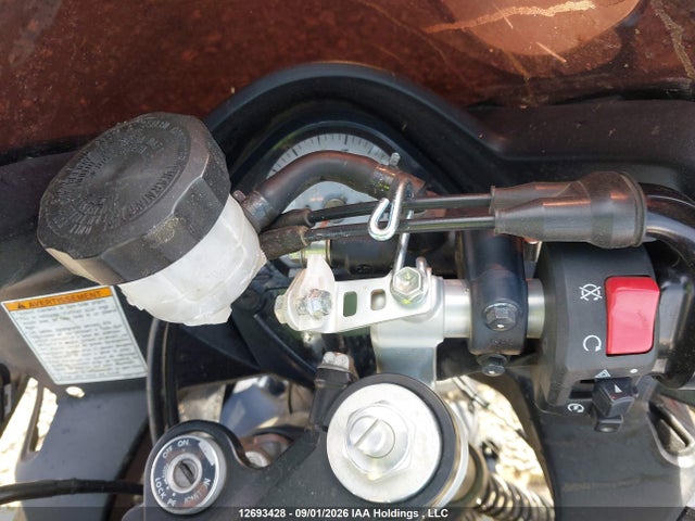2011 Suzuki Sv650 A მანქანა იყიდება აუქციონზე, vin: JS1VP53BXB2100054, აუქციონის ნომერი: 12693428