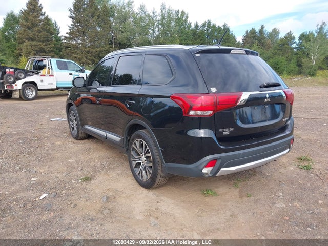 12693429 :رقم المزاد ، JA4AZ2A30GZ602279 vin ، 2016 Mitsubishi Outlander مزاد بيع