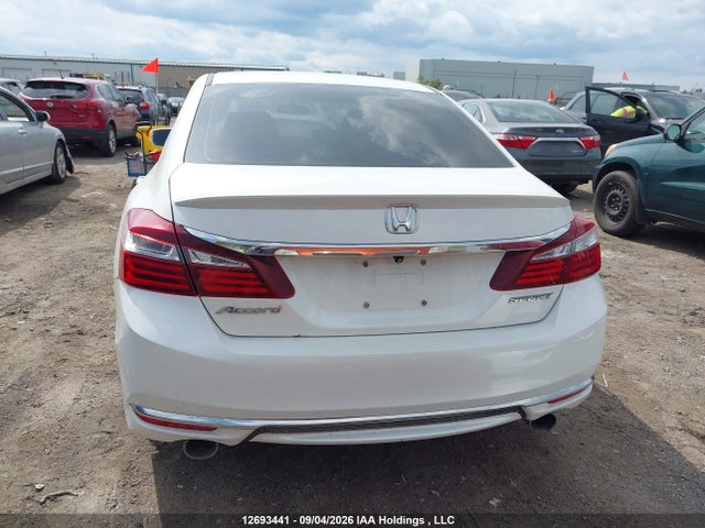 2016 Honda Accord Sport მანქანა იყიდება აუქციონზე, vin: 1HGCR2F57GA806764, აუქციონის ნომერი: 12693441