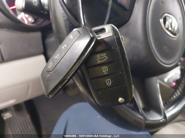 Aukcja sprzedaży 2017 Kia Sedona Lx, vin: KNDMB5C13H6322475, numer aukcji: 12693456