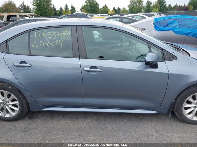 12693462 :رقم المزاد ، 5YFBPMBE4MP200024 vin ، 2021 Toyota Corolla Le مزاد بيع