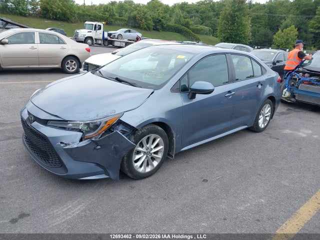 12693462 :رقم المزاد ، 5YFBPMBE4MP200024 vin ، 2021 Toyota Corolla Le مزاد بيع