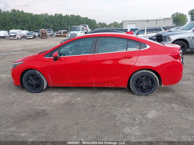 Chevrolet Cruze 2018 1G1BE5SM1J7196913 Image 14