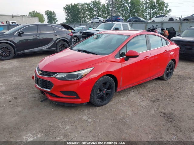 Chevrolet Cruze 2018 1G1BE5SM1J7196913 Image 2