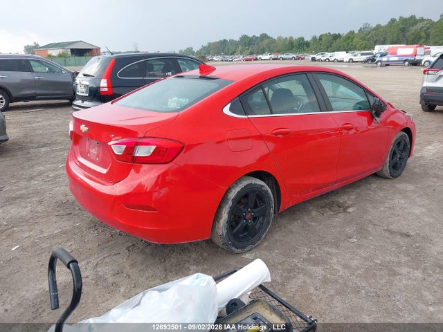 Chevrolet Cruze 2018 1G1BE5SM1J7196913 Image 4