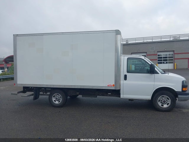 GMC SAVANA CUTAWAY 2021 1GD07SF72M1263193 Image 13
