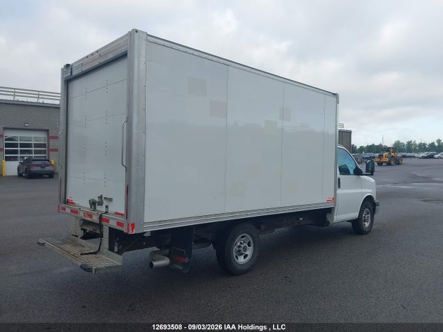 GMC SAVANA CUTAWAY 2021 1GD07SF72M1263193 Image 4