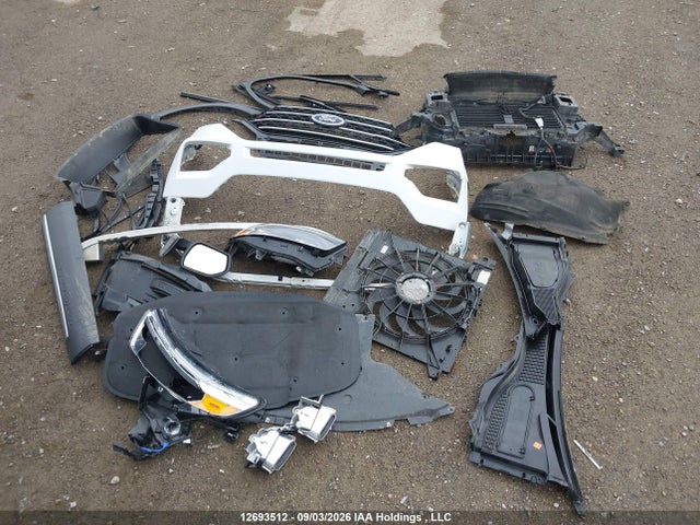 Ford EXPLORER XLT 2024 1FMSK8DH8RGA78107 Image 12