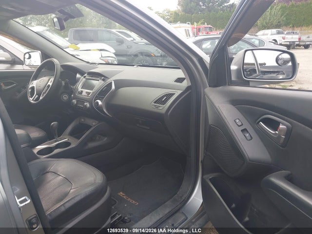 12693539 :رقم المزاد ، KM8JUCAC8BU306244 vin ، 2011 Hyundai Tucson Gls/limited مزاد بيع