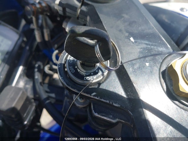 12693558 :رقم المزاد ، JS1GN7BA722105456 vin ، 2002 Suzuki Gsx-r600 مزاد بيع
