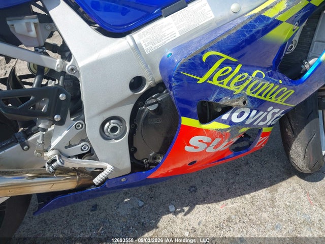 12693558 :رقم المزاد ، JS1GN7BA722105456 vin ، 2002 Suzuki Gsx-r600 مزاد بيع