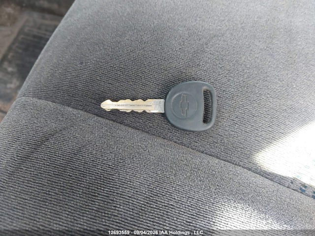 2006 Chevrolet Silverado 1500 Ls/lt მანქანა იყიდება აუქციონზე, vin: 2GCEK13T961326789, აუქციონის ნომერი: 12693559
