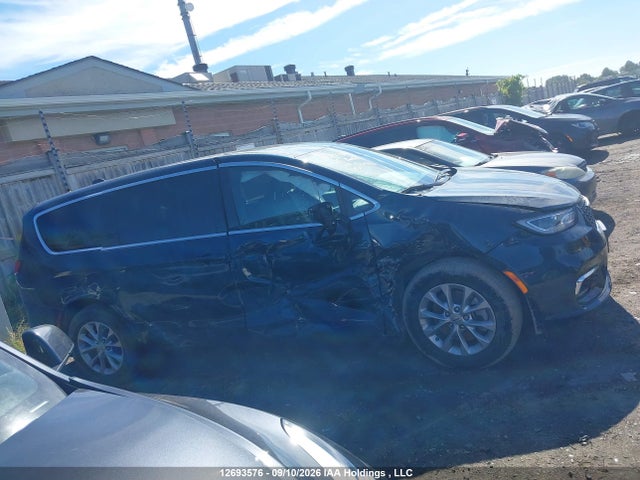 Chrysler Pacifica Select Awd 2025 2C4RC3BGXSR534593 Image 13
