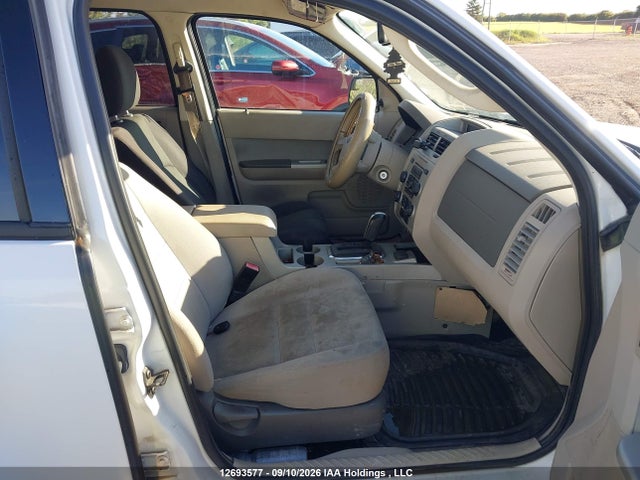Продажа на аукционе авто 2012 Ford Escape Hybrid, vin: 1FMCU5K34CKA79599, номер лота: 12693577