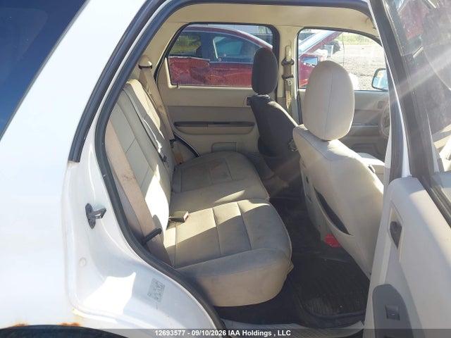Продажа на аукционе авто 2012 Ford Escape Hybrid, vin: 1FMCU5K34CKA79599, номер лота: 12693577