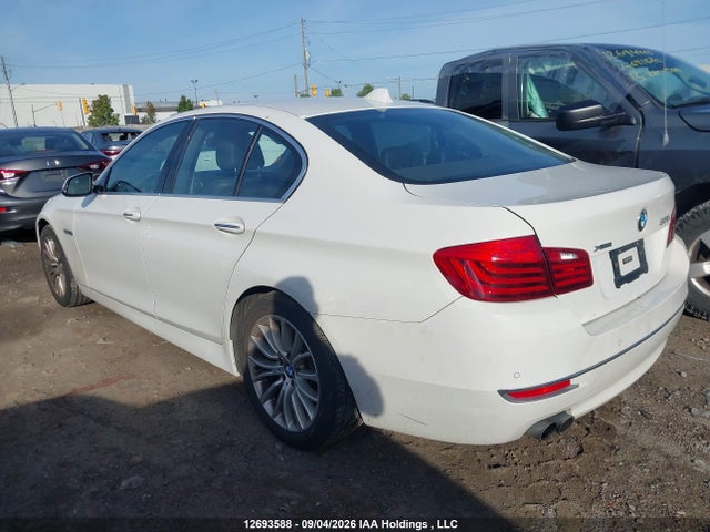 WBA5A7C52FD620723 BMW 5 Series