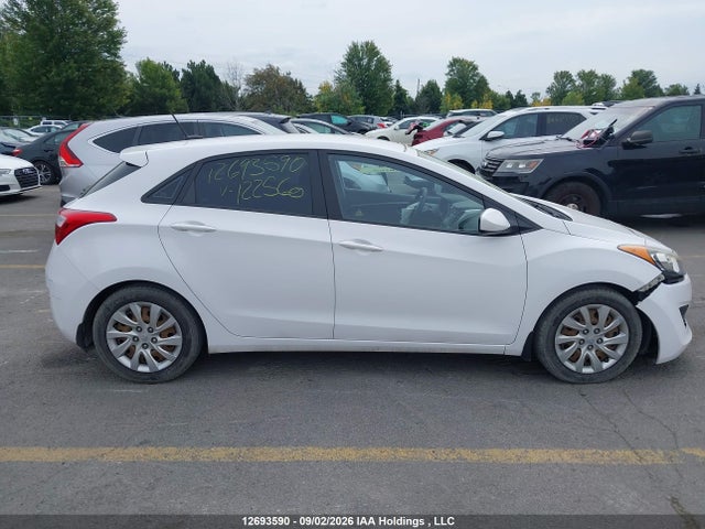 Продажа на аукционе авто 2013 Hyundai Elantra Gt, vin: KMHD25LE7DU122560, номер лота: 12693590