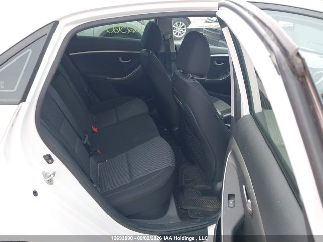 Продажа на аукционе авто 2013 Hyundai Elantra Gt, vin: KMHD25LE7DU122560, номер лота: 12693590