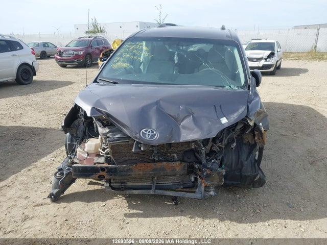 Продаж на аукціоні авто 2011 Toyota Sienna Le V6, vin: 5TDKK3DCXBS172951, номер лоту: 12693596