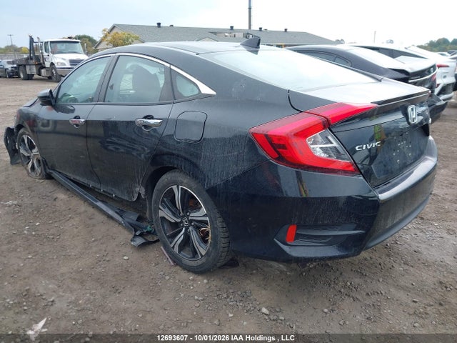 Honda Civic Touring 2018 2HGFC1F90JH107304 Image 3