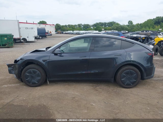 Tesla Model Y 2026 XP7YGDFD7TB865598 Image 13