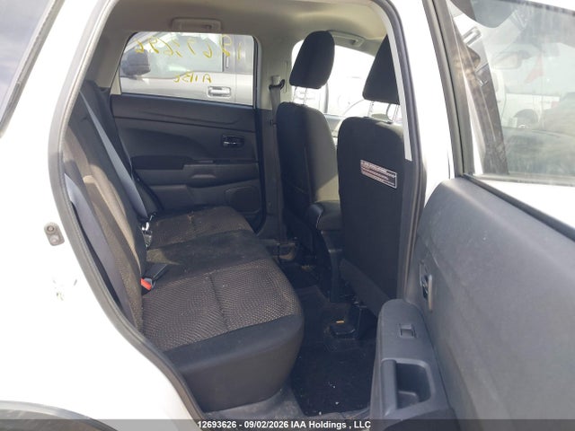 Mitsubishi RVR SE 2016 JA4AJ3AU7GZ612328 Image 8