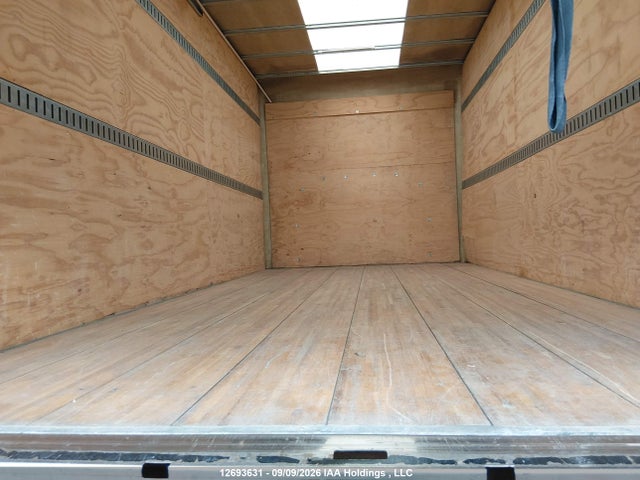 7GZ37TC76PN015489 GMC Savana Cutaway G3500