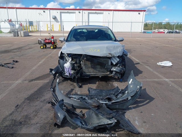 12693641 :رقم المزاد ، KMHLM4AG3MU167662 vin ، 2021 Hyundai Elantra Preferred Ivt With Sun And Tech Package مزاد بيع